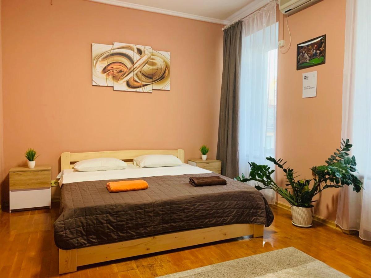 Хостел Friends House Odessa Eksteriør billede