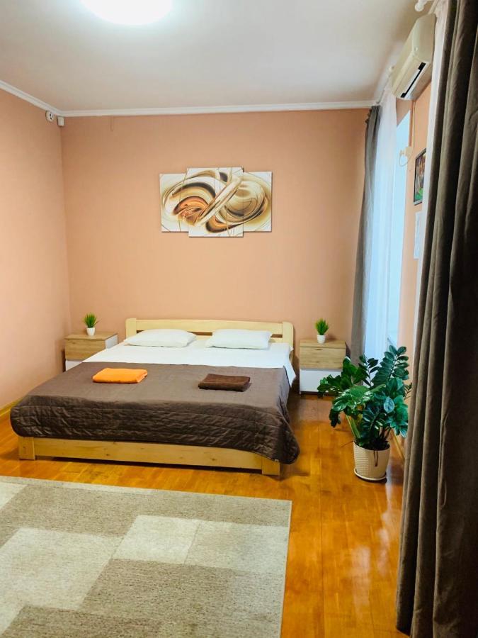 Хостел Friends House Odessa Eksteriør billede
