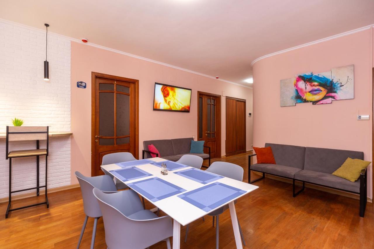 Хостел Friends House Odessa Eksteriør billede