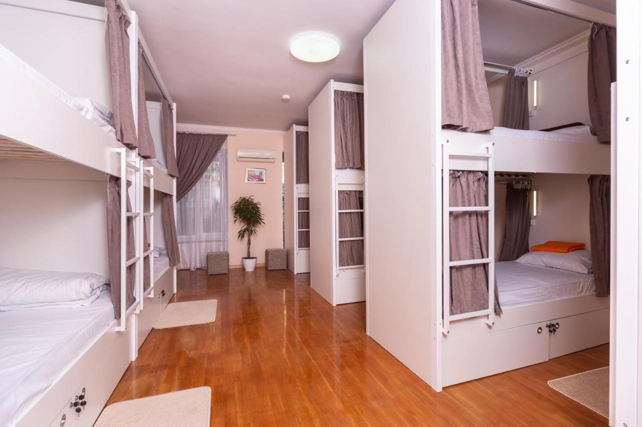 Хостел Friends House Odessa Eksteriør billede