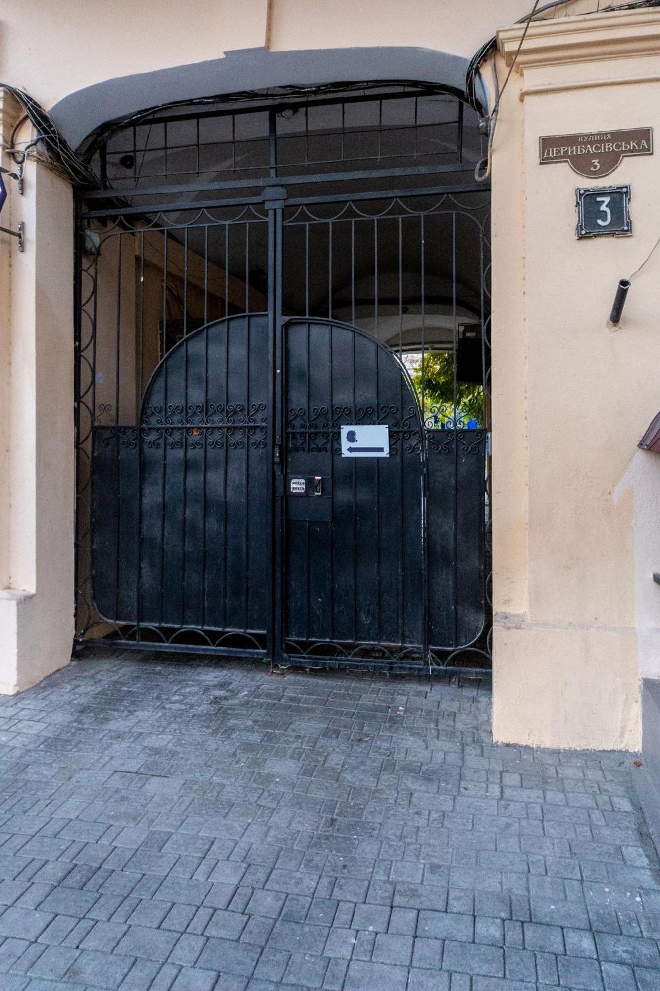Хостел Friends House Odessa Eksteriør billede